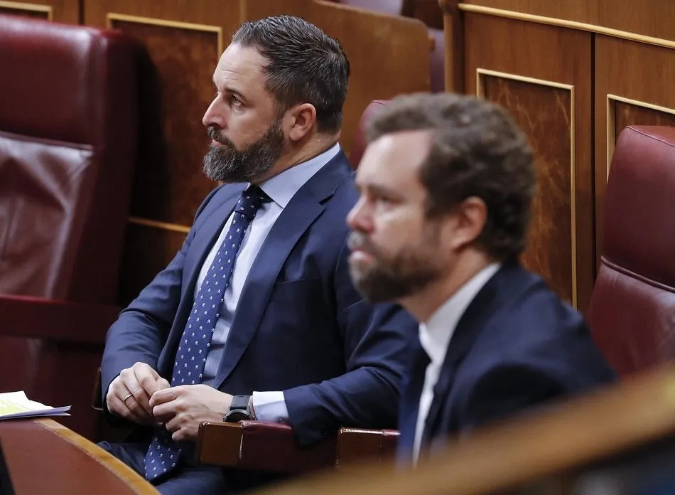 El líder de Vox, Santiago Abascal y el portavoz en el Congreso, Iván Espinosa de los Monteros - Pool