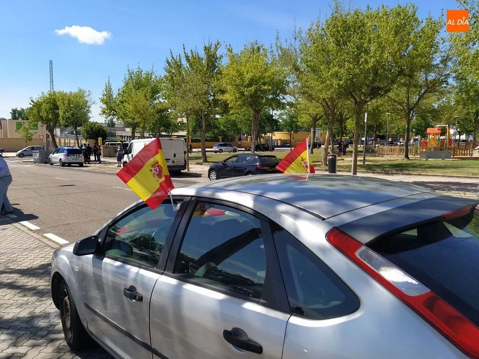 Foto 10 - La caravana de protesta de VOX inunda las calles de Salamanca