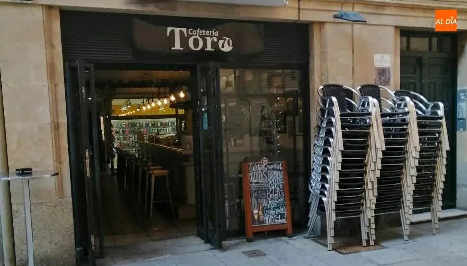 Foto 10 - Salamanca recupera parte de su ambiente con clientes en las terrazas de los hosteleros