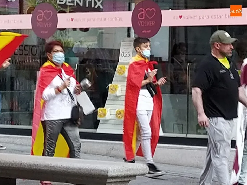 Asistentes a las protestas este lunes en Salamanca