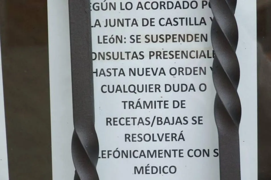 Los consultorios de los pueblos llevan cerrados desde el comienzo de la pandemia