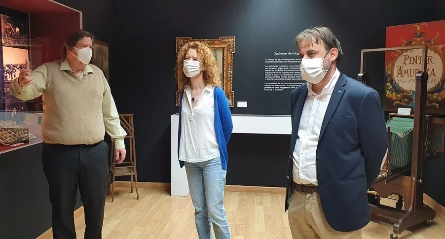 Visita al Museo del Comercio de los concejales Ana Suárez y Fernando Castaño
