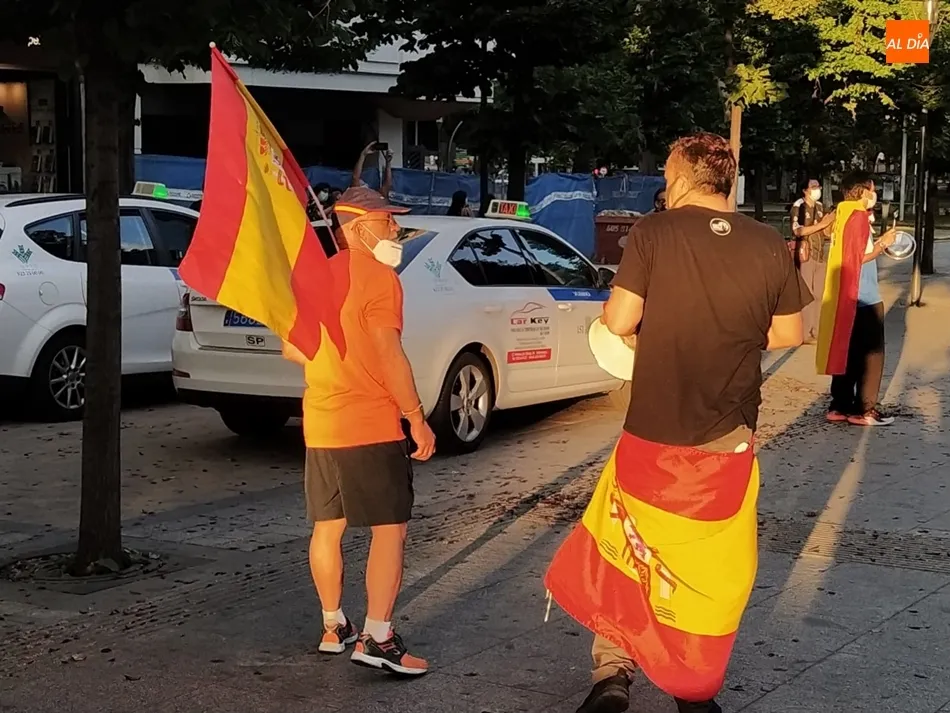 Foto 2 - Las protestas en contra del Gobierno pierden fuerza en Salamanca