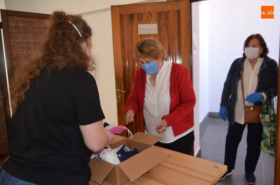 Foto 5 - B&eacute;jar Atelier vende en una sola jornada m&aacute;s de 850 mascarillas