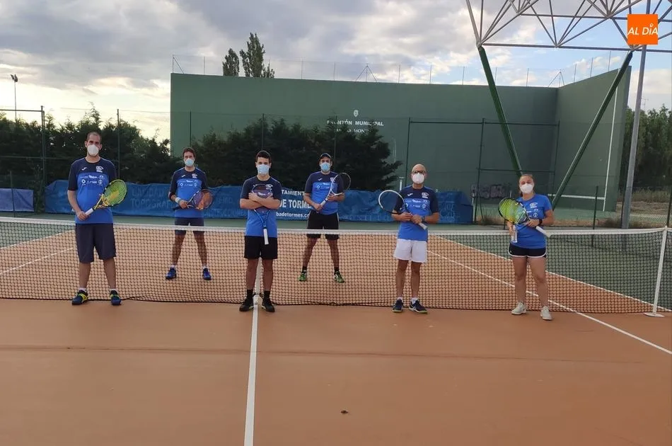 Foto 3 - El tenis albense retoma su actividad