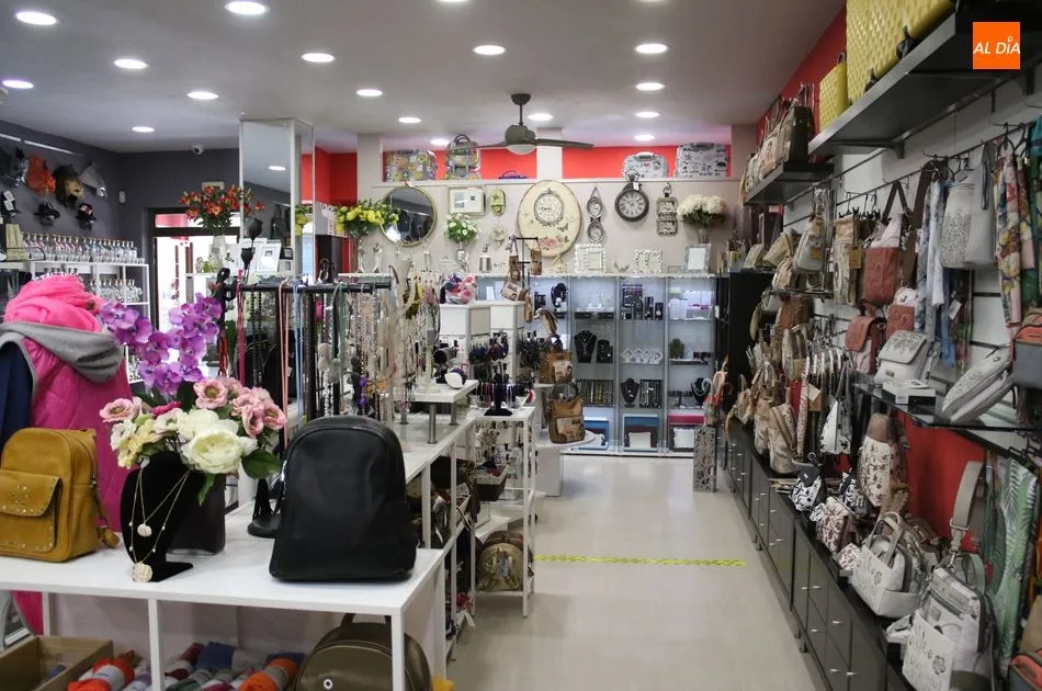 Foto 8 - D&rsquo;Encanto, cinco a&ntilde;os de moda, complementos y decoraci&oacute;n