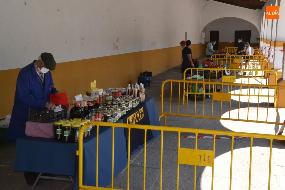 Foto 2 - El Mercado de los Martes debuta en s&aacute;bado  