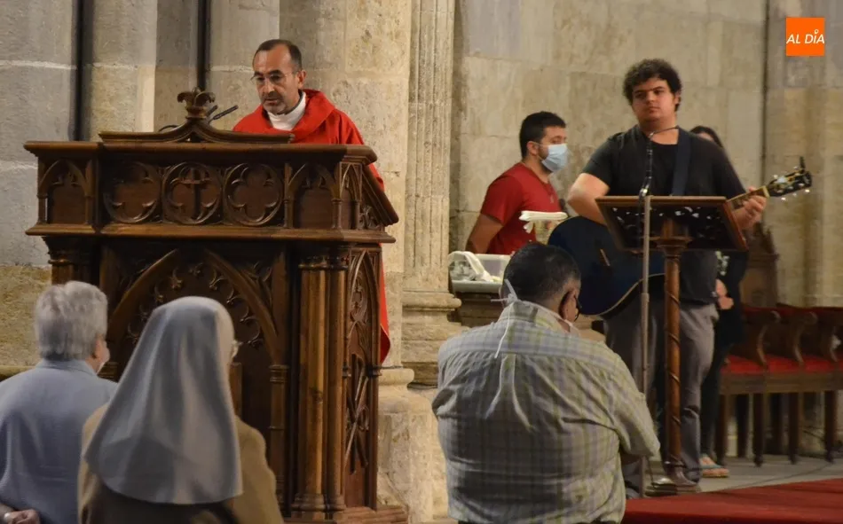 Foto 4 - Fieles de los 7 Arciprestazgos diocesanos se re&uacute;nen en la Catedral para festejar Pentecost&eacute;s  