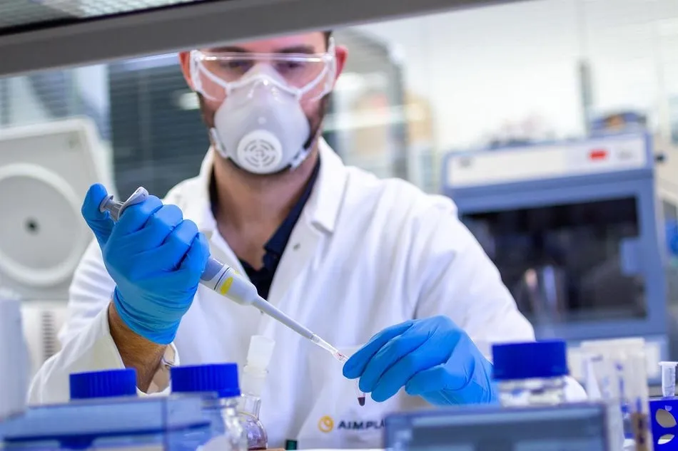 Imagen de archivo de test rápidos para detectar el coronavirus - AIMPLAS CHARO PASCUAL