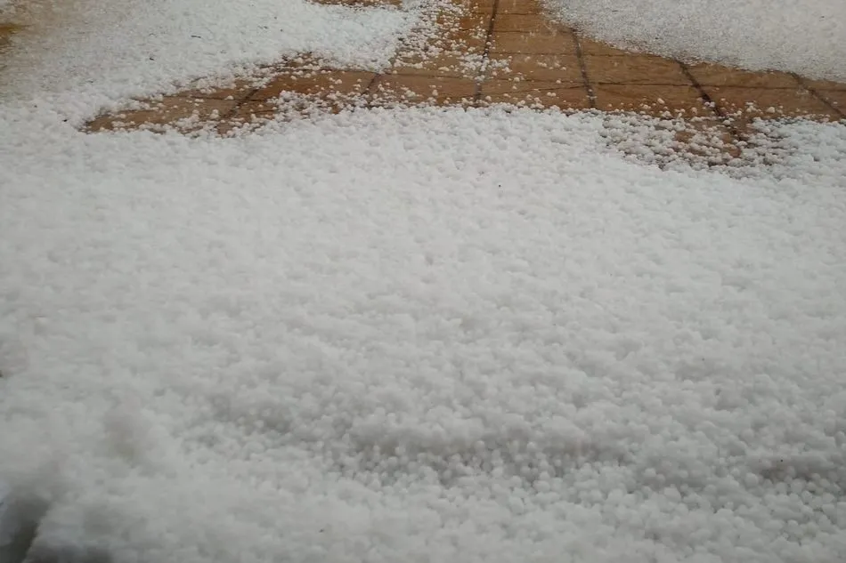 Foto 6 - Una fuerte tormenta de lluvia y granizo inunda varias viviendas&nbsp;en Boada  