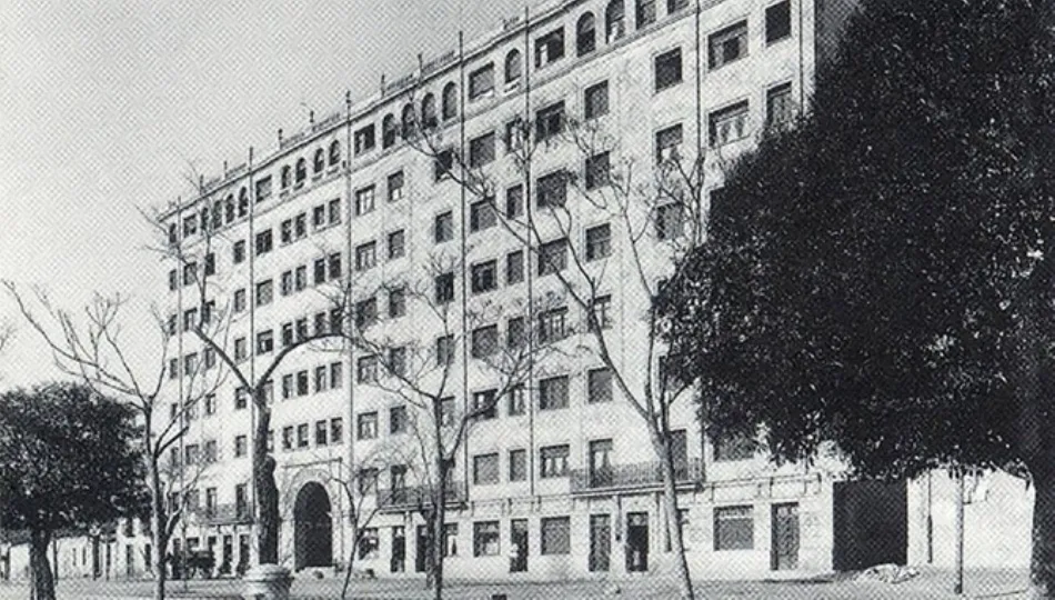 ‘Edificio Alto de la Caja de Ahorros’, a finales de los años 40 del siglo XX