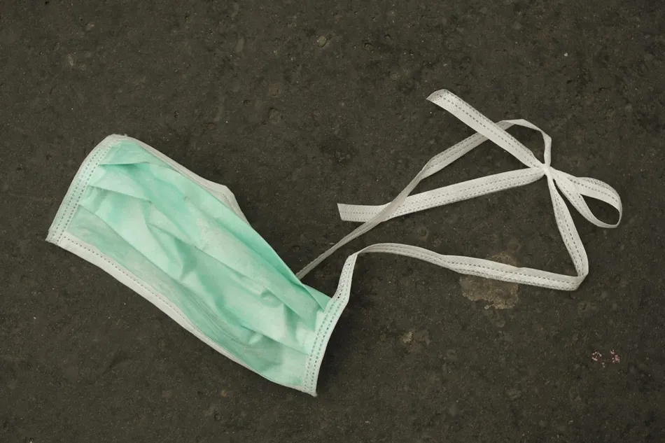 Las mascarillas se tienen que desechar correctamente