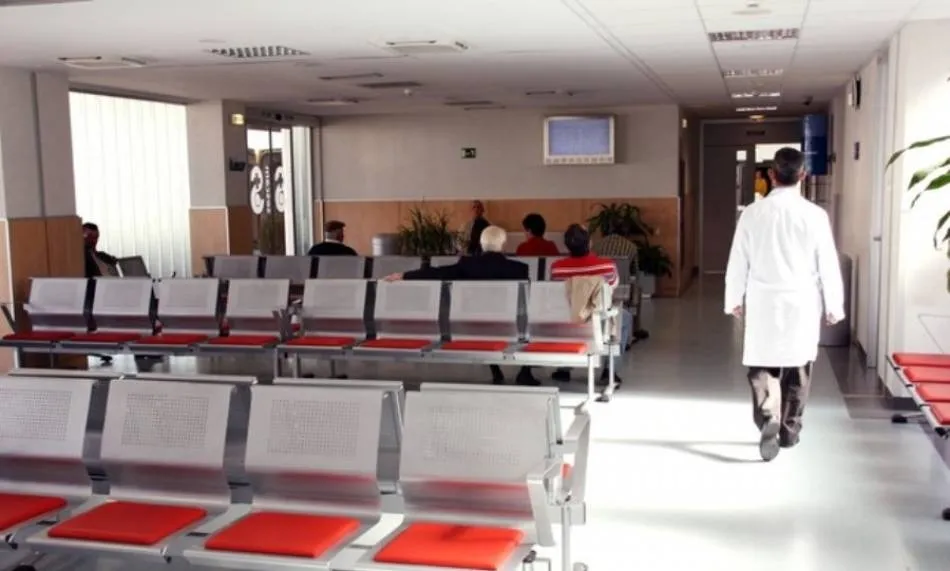 Sanidad asegura que en Atención Primaria se están realizando PCR al 85% de los cuadros sospechosos