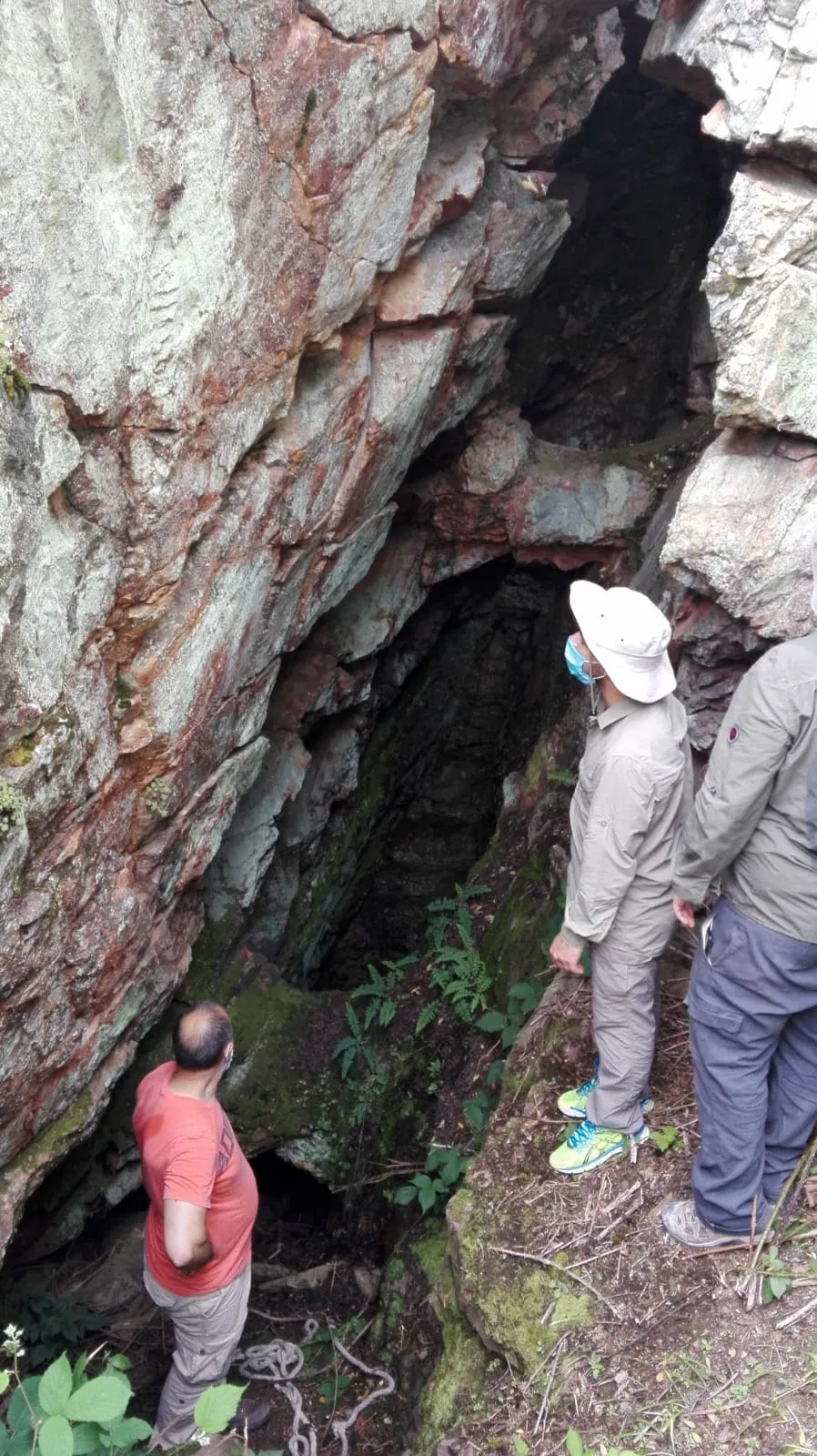 Foto 4 - Nuevos trabajos sobre el terreno confirman la presencia de oro en la Sierra de Camaces  