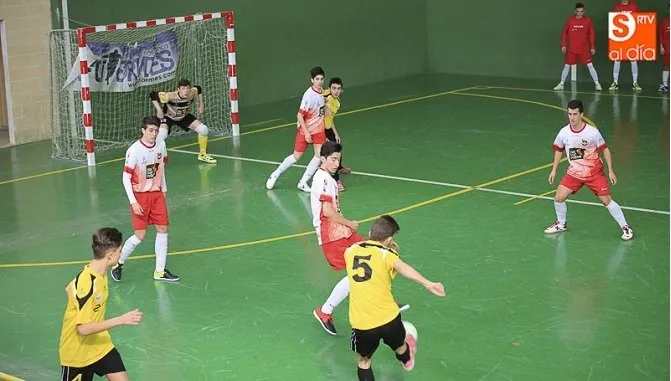 En estas instalaciones cubiertas se podrán desarrollar, previa cita, aquellas modalidades deportivas que permitan el entrenamiento individual o en parejas