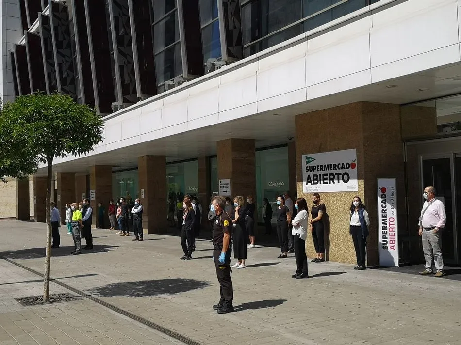 Foto 3 - Salamanca guarda silencio al final de los diez d&iacute;as de luto oficial