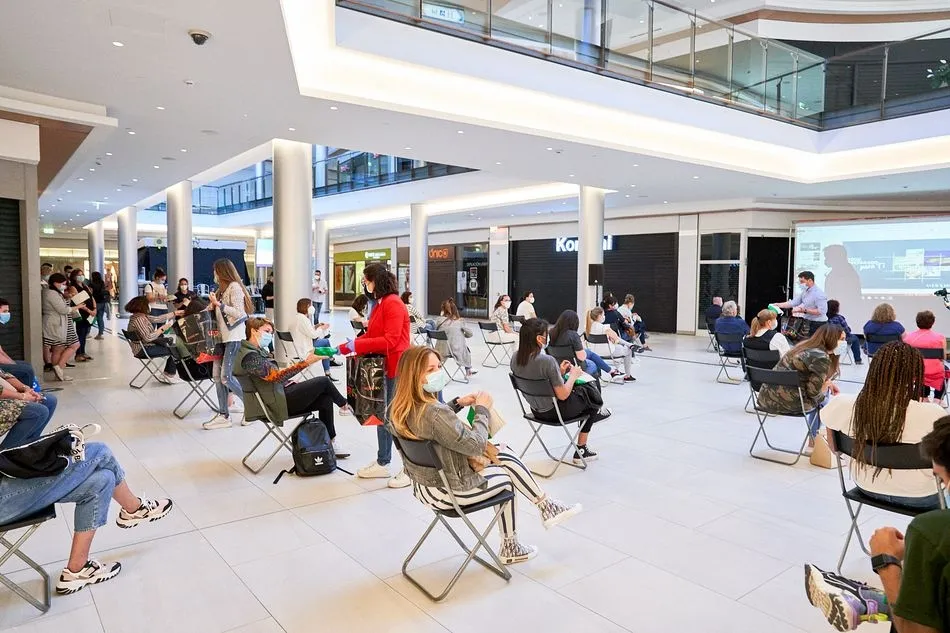 Foto 5 - El Centro Comercial El Tormes reabre sus puertas el pr&oacute;ximo lunes, 8 de junio
