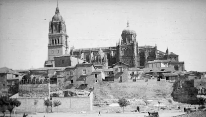 El inicio de la construcción de la Casa Lis