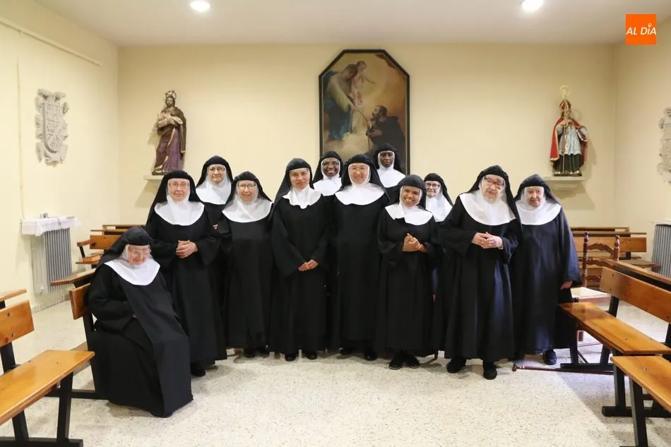 Foto 5 - Mar&iacute;a Zhang toma los votos perpetuos en el convento de Santo Toribio en Vitigudino  