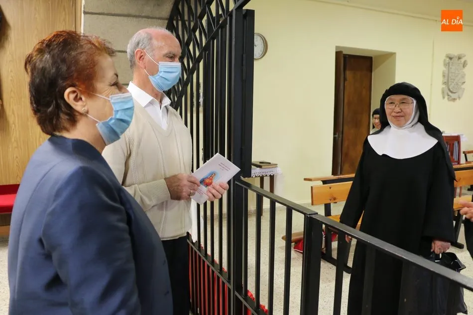 Foto 2 - Mar&iacute;a Zhang toma los votos perpetuos en el convento de Santo Toribio en Vitigudino  