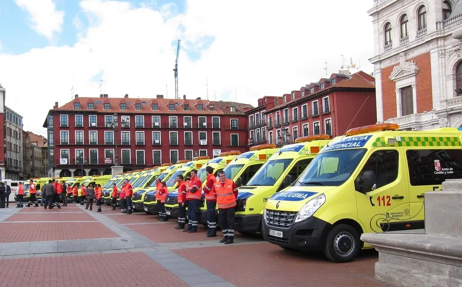 Ambulancias de transporte sanitario de Castilla y León | EP