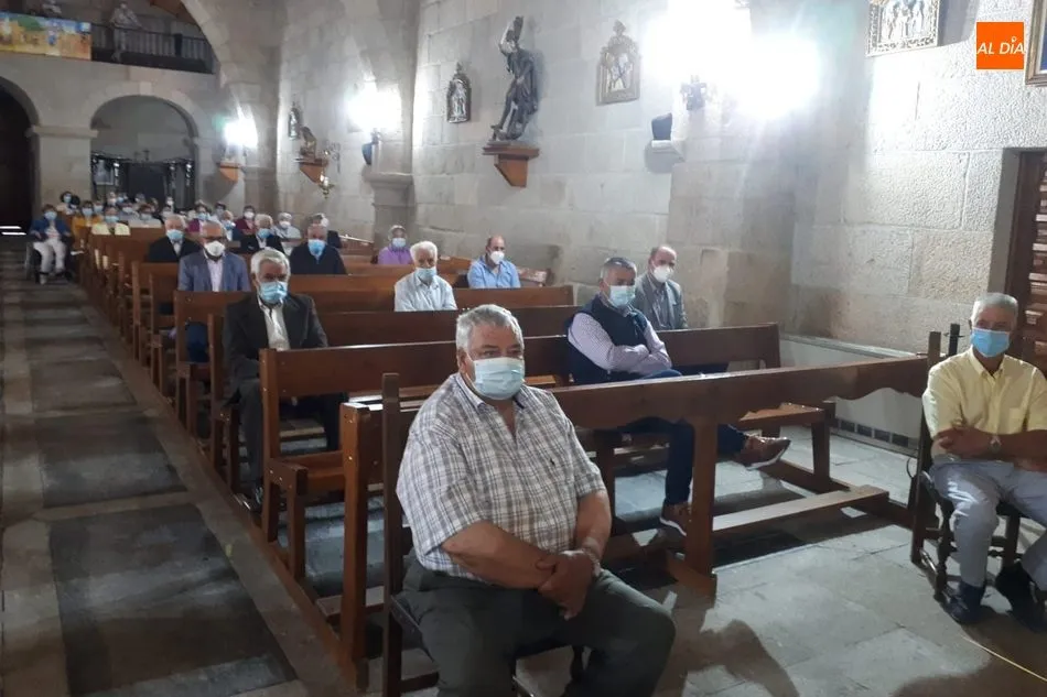 Foto 3 - Mieza celebra la fiesta de la Virgen del Amparo con una eucarist&iacute;a  
