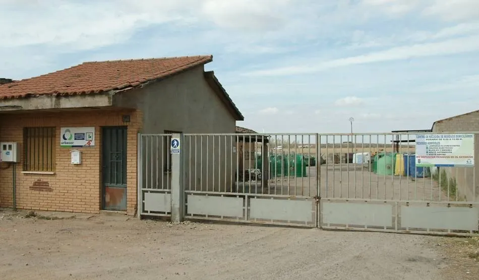 El Punto Limpio entrará de nuevo en funcionamiento este miércoles  