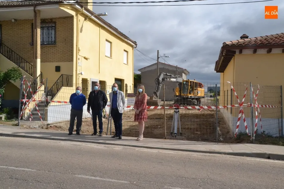 Foto 2 - Arrancan las obras de urbanizaci&oacute;n de la calle Tajo, cuyos vecinos sufragan el 36% del coste  