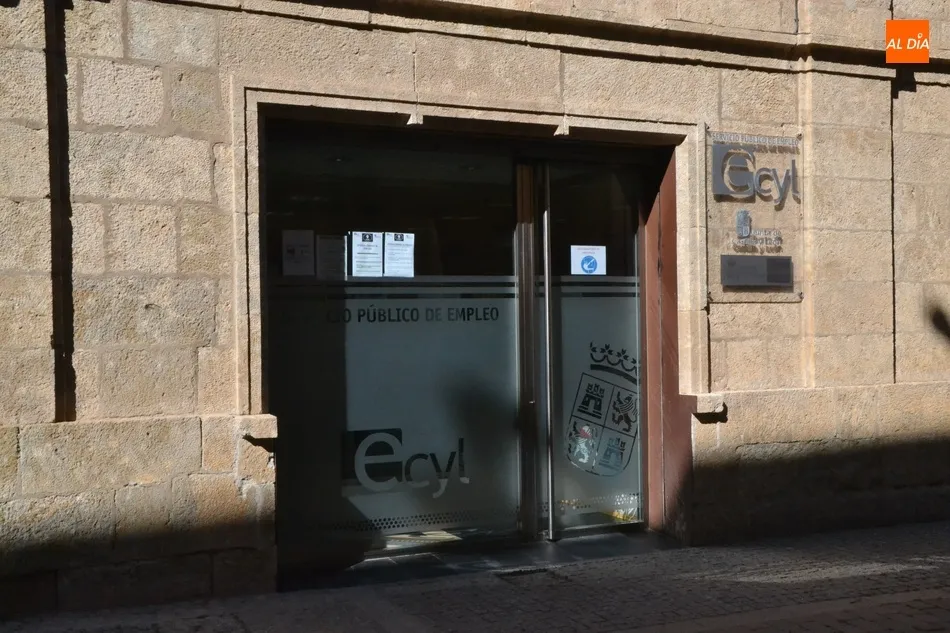 El lunes se retoma la atención presencial en la Oficina del Ecyl con cita previa  
