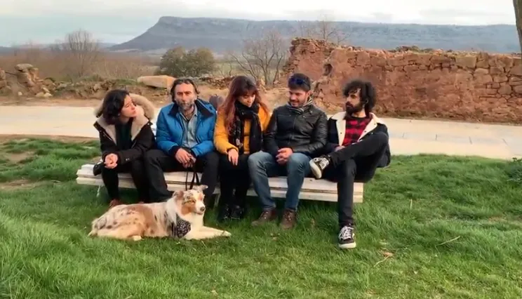 El Guapo Calavera lanza el videoclip de su tema ‘Chiqui (me vuelvo al pueblo)’  