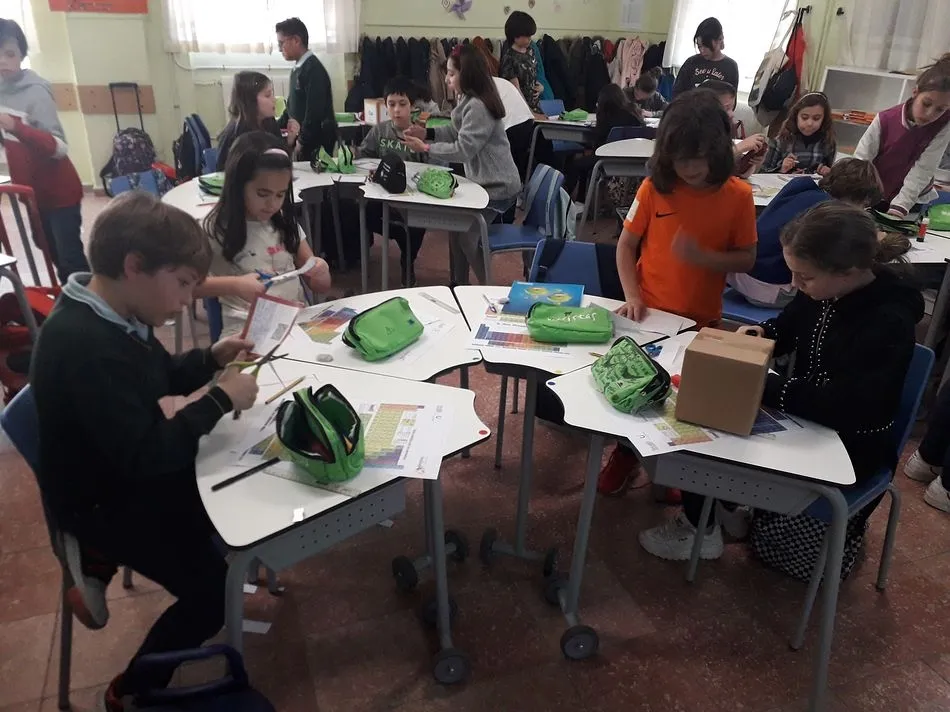 Foto 2 - El Colegio Maristas promueve la educaci&oacute;n cient&iacute;fica con el programa &lsquo;12 meses cuid&aacute;ndote&rsquo;
