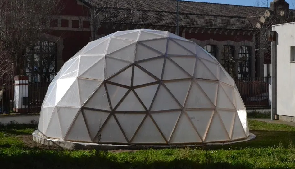 Imagen del patio del IES Tierra de Ciudad Rodrigo