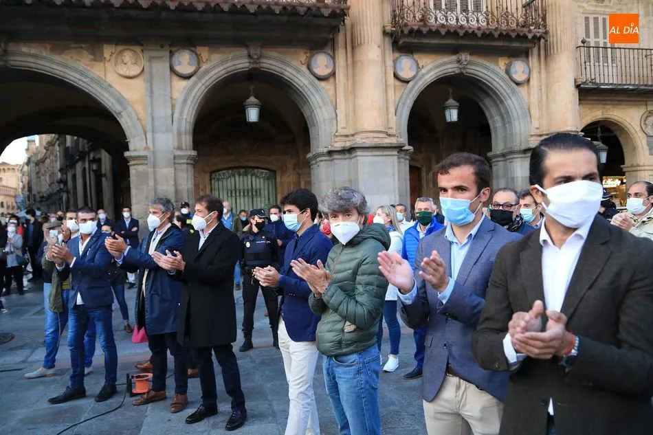 Foto 9 - Lleno en la Plaza Mayor para defender la tauromaquia: &ldquo;La cultura no se puede limitar, la cultura ...