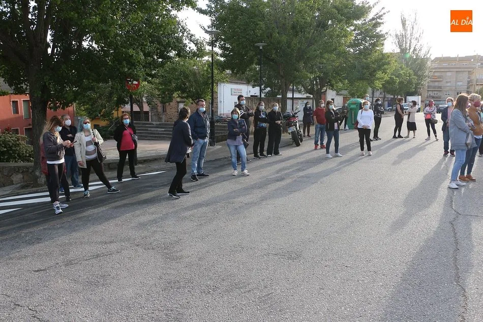 Foto 5 - Aplausos en el centro de salud de Guijuelo por tercer lunes consecutivo