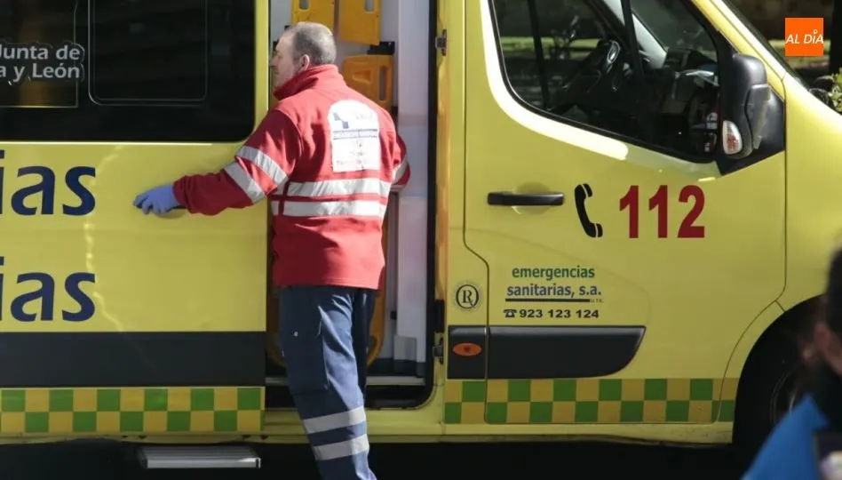 Foto de archivo de una ambulancia del Servicio de Emergencias 112