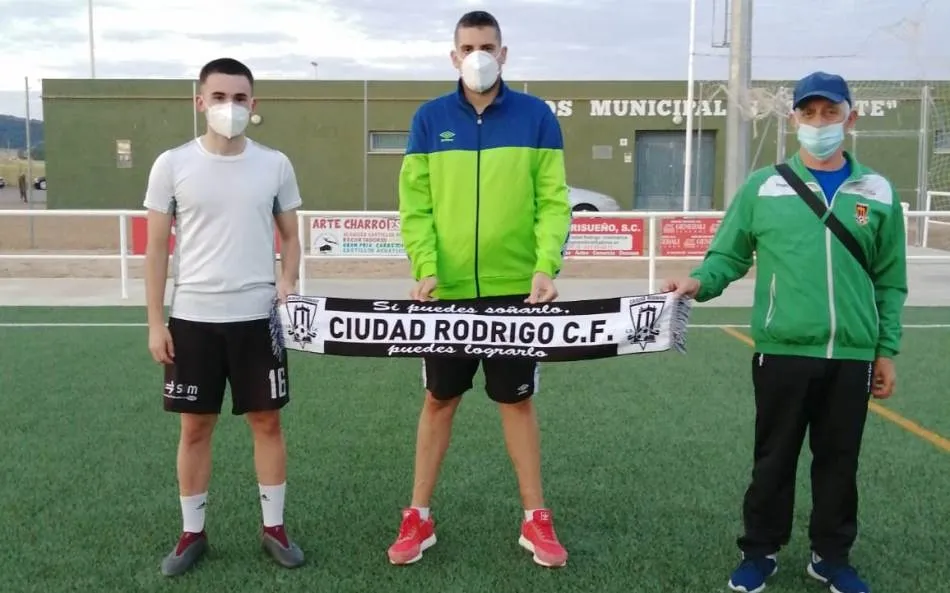 Samu regresa a la disciplina del Ciudad Rodrigo CF  
