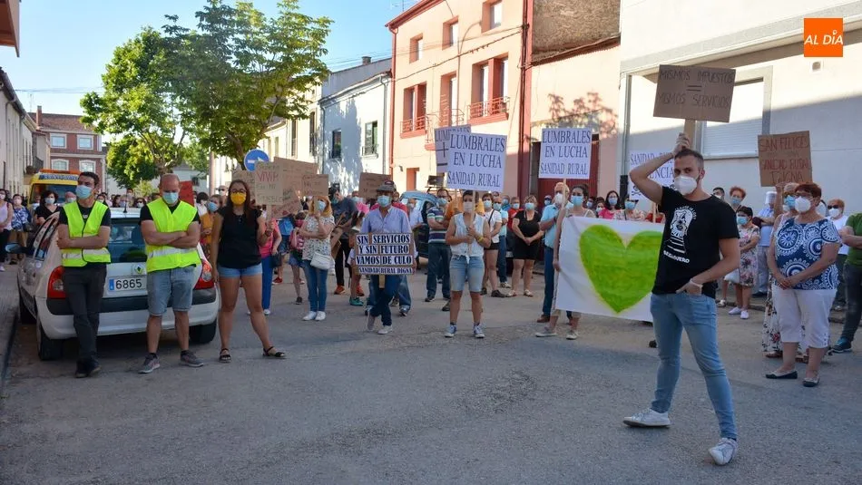 Foto 11 - El Abadengo se une en la defensa de una atenci&oacute;n sanitaria de calidad en su medio rural
