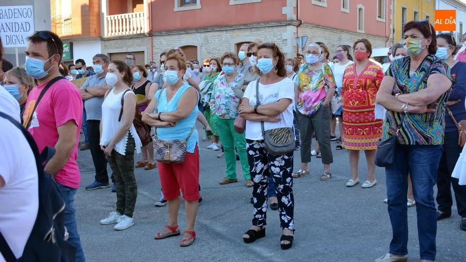 Foto 7 - El Abadengo se une en la defensa de una atenci&oacute;n sanitaria de calidad en su medio rural