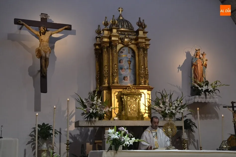 Foto 5 - San Crist&oacute;bal celebra la Octava de Corpus con 4 paradas, tres a cubierto y una a la puerta  