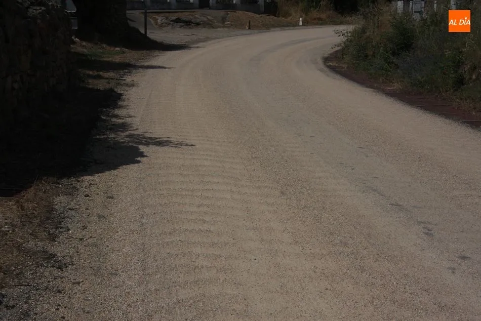 Foto 10 - Peligroso estado de la DSA-550 entre Villarmuerto y el cruce de Brincones-Espada&ntilde;a-Puertas  