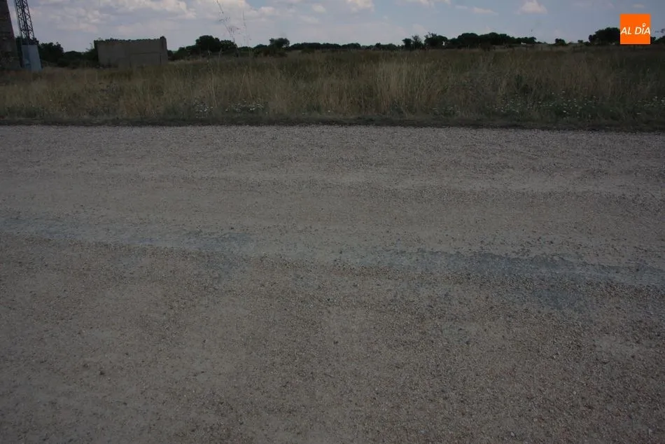 Foto 3 - Peligroso estado de la DSA-550 entre Villarmuerto y el cruce de Brincones-Espada&ntilde;a-Puertas  