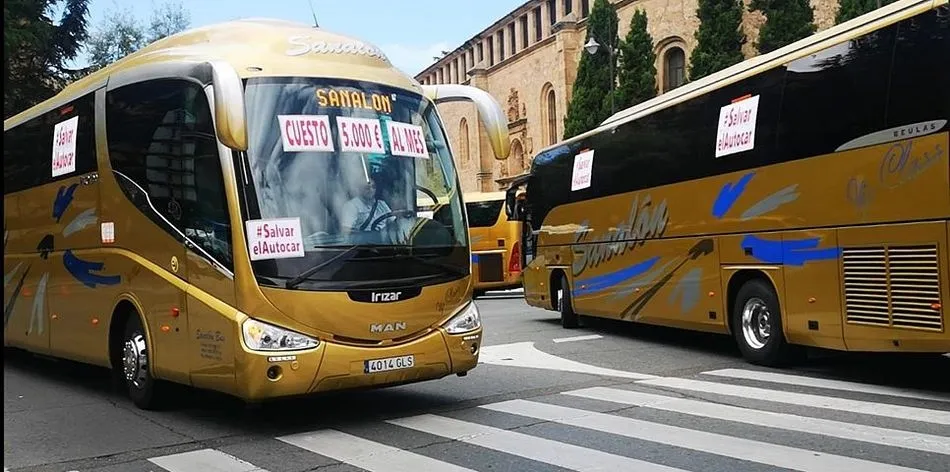 Foto 4 - La peque&ntilde;a y mediana empresa del sector del autob&uacute;s reclama medidas de ayuda