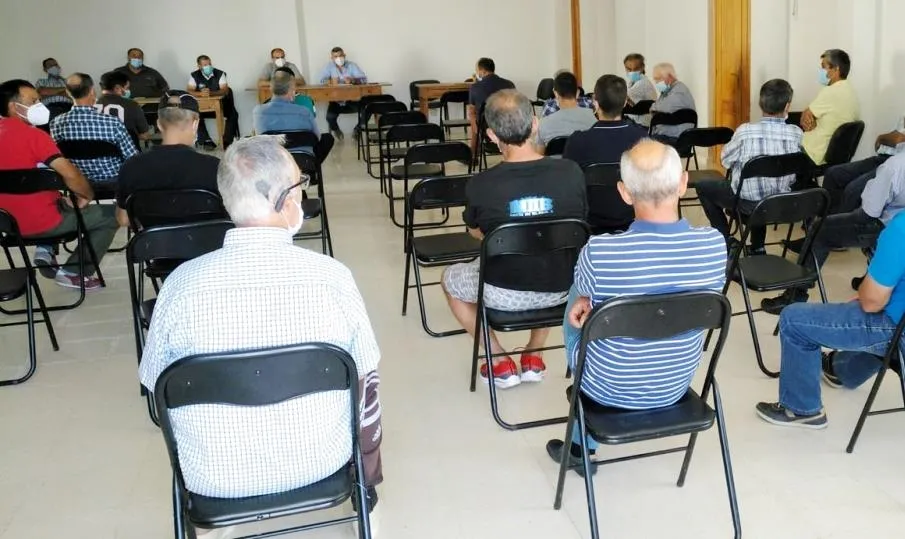 Reunión de los ganaderos salmantinos sobre la delicada situación del sector, debido a los ataques del lobo en la provincia