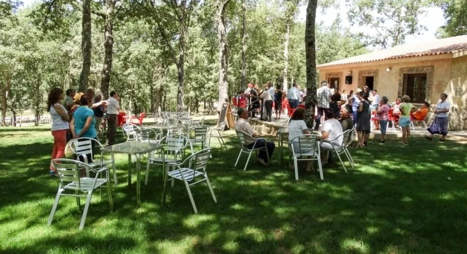 Ampliado el plazo para quedarse con el bar-restaurante de la Piscina Natural de Río Frío  