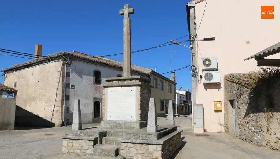 En la Cruz del Cristo se descubrirá una placa en recuerdo a los fallecidos por la covid-19 / CORRAL