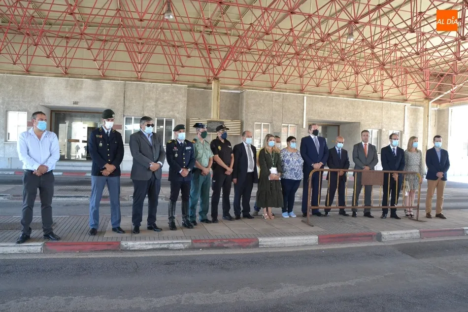 Foto 5 - Reabre al libre tr&aacute;nsito &ldquo;la frontera m&aacute;s antigua de Europa&rdquo; tras 107 d&iacute;as de cierre  