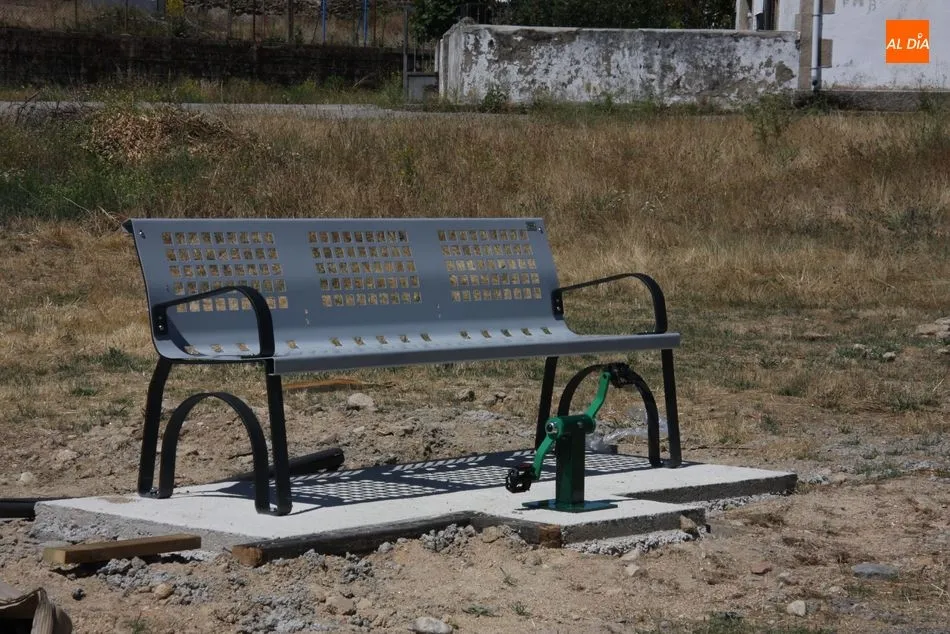 Foto 2 - El Ayuntamiento mejora los parques infantiles y aumenta la oferta de juego  
