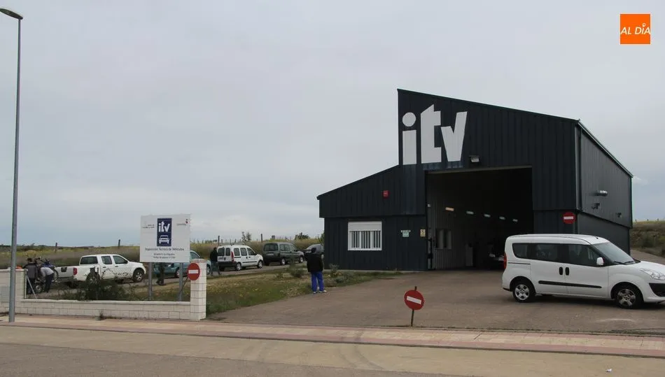 La ampliación del servicio de ITV en Vitigudino ha sido una reivindicación de años del Ayuntamiento y de la Asociación de empresarios / CORRAL