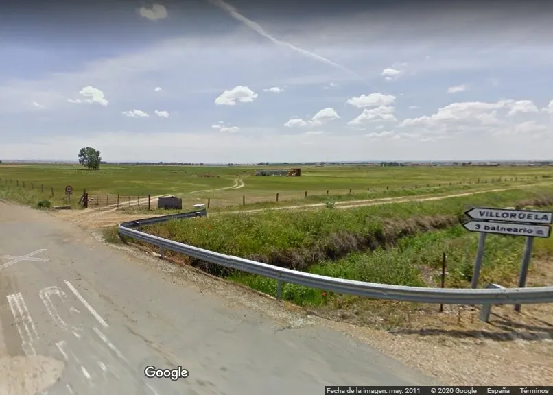 Vista de una carretera de Aldearrubia de Google.
