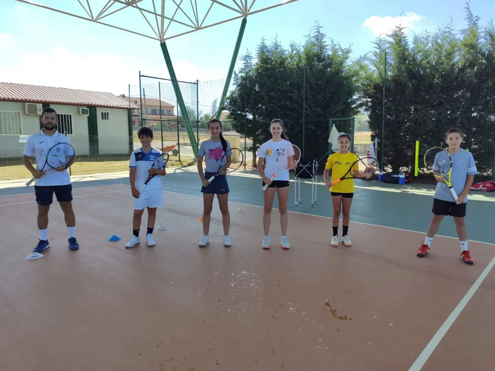 Foto 3 - El tenis no para ni en verano gracias al Club de Tenis Alba de Tormes